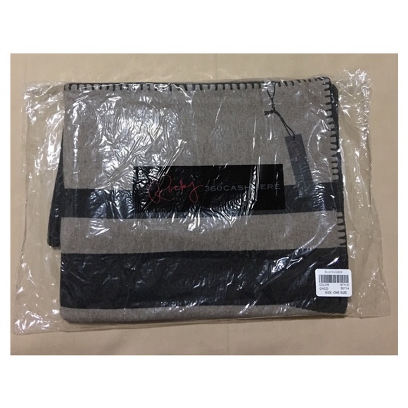 360 CASHMERE Tribal Blanket Retail: $449 - Picture 7 of 7